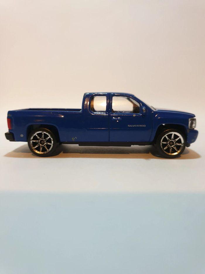 Majorette 217E Chevrolet Silverado Bleu - 1/71 - photo numéro 4