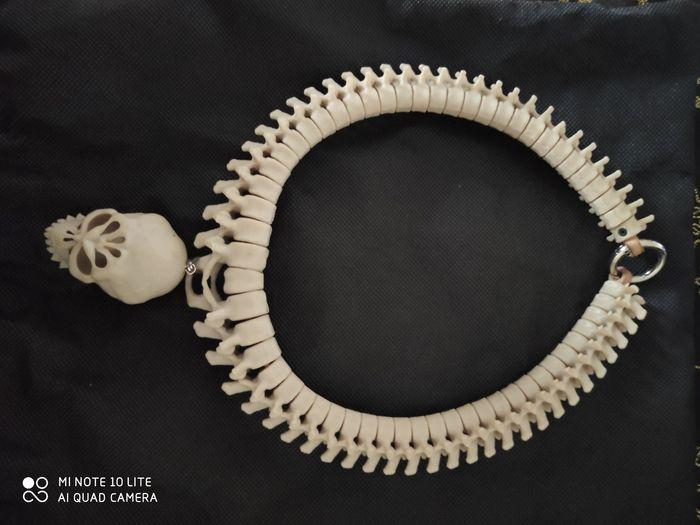 Collier tête de mort - photo numéro 2