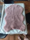 Tapis rose pour une chambre enfant tout doux neuf