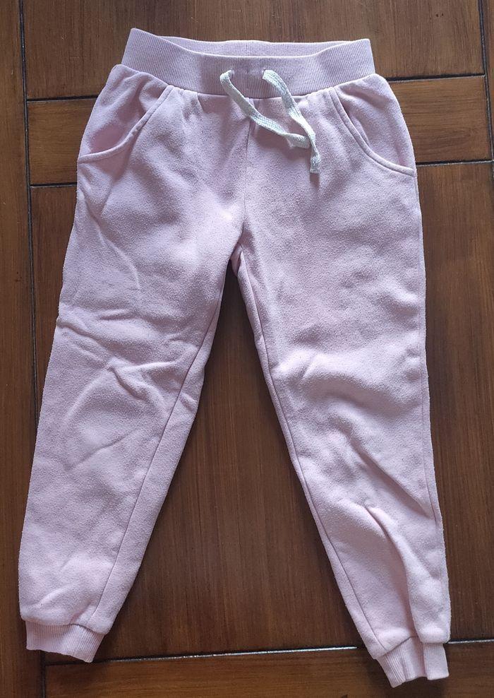 Pantalon jogging rose 5-6 ans - photo numéro 1