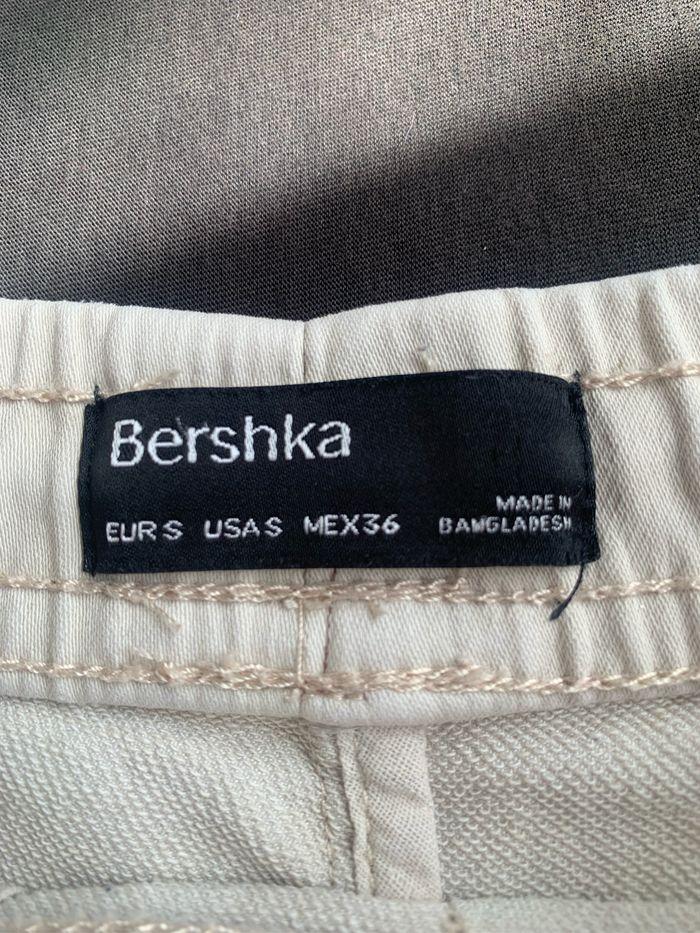 Short Bershka Taille S - photo numéro 3