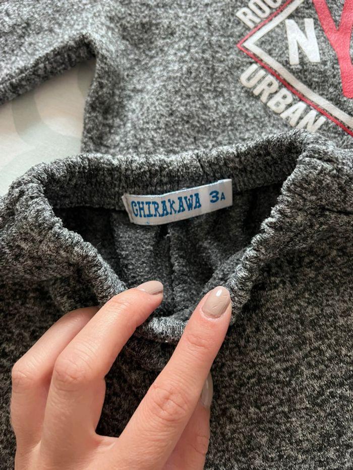 Ensemble sweat et jogging enfant taille 3 ans - photo numéro 3