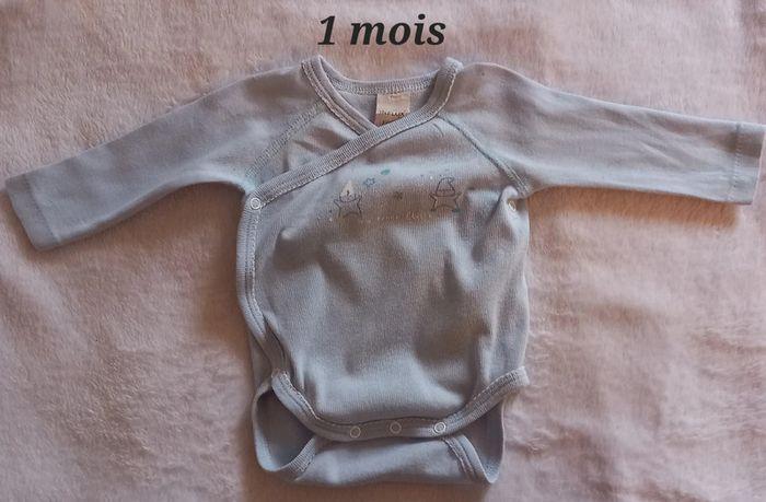 Body  1 mois - photo numéro 1