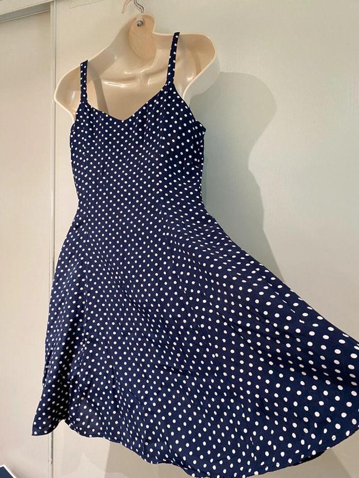 robe à pois bleue et blanche avec bretelles cintrée vintage - photo numéro 4