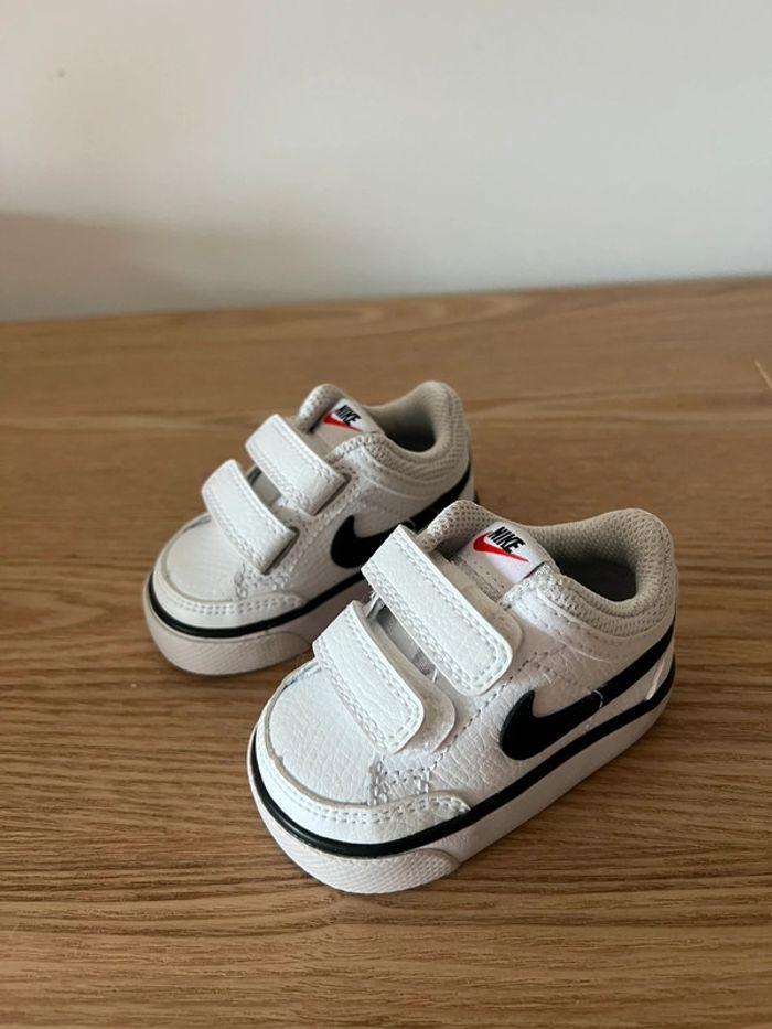 Nike bébé baskets - photo numéro 1