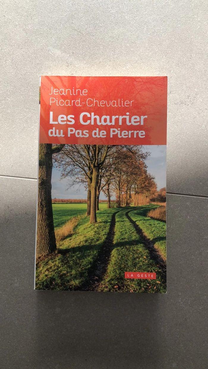 Livre les Charrier du Pas de Pierre - photo numéro 1