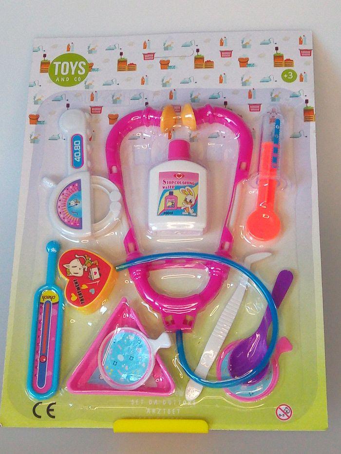 Kit Docteur 10 pièces Jouet en Plastique Jeu pour Enfants - Produit Neuf - photo numéro 2