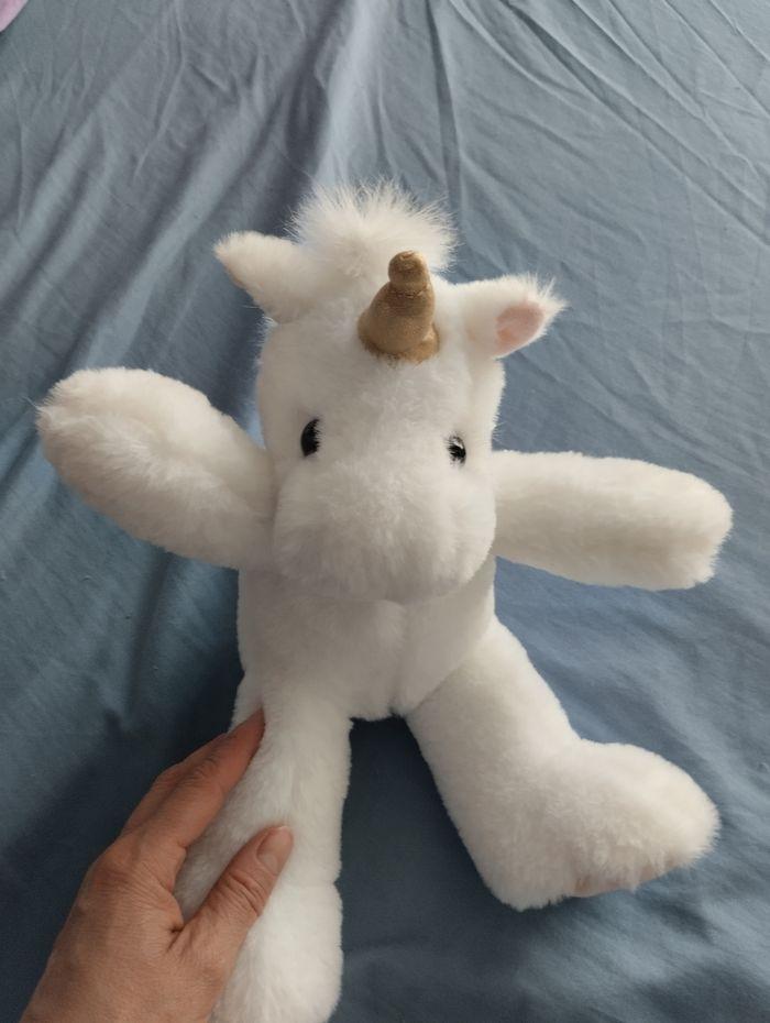 Peluches licorne - photo numéro 1