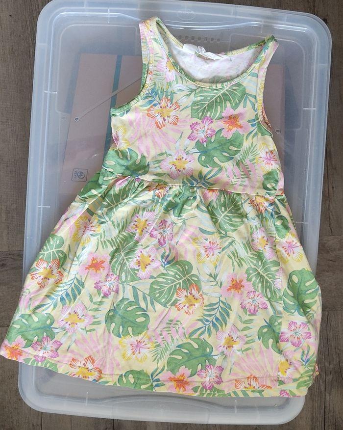 Lot vêtements été fille 3 ans - photo numéro 4