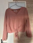 Pull manches longues rose col V