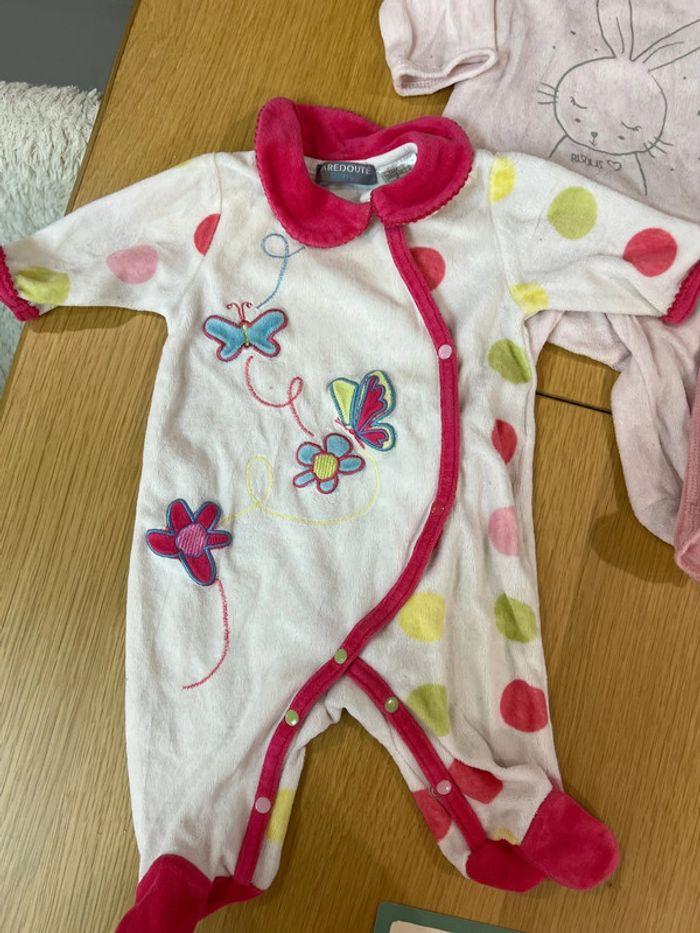 Lot  5 pyjamas une pièce fille 1 mois j1 - photo numéro 5