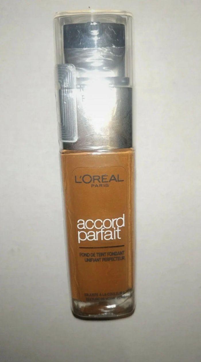 L'Oréal l'accord parfait
Fond de teint 🍀 - photo numéro 1