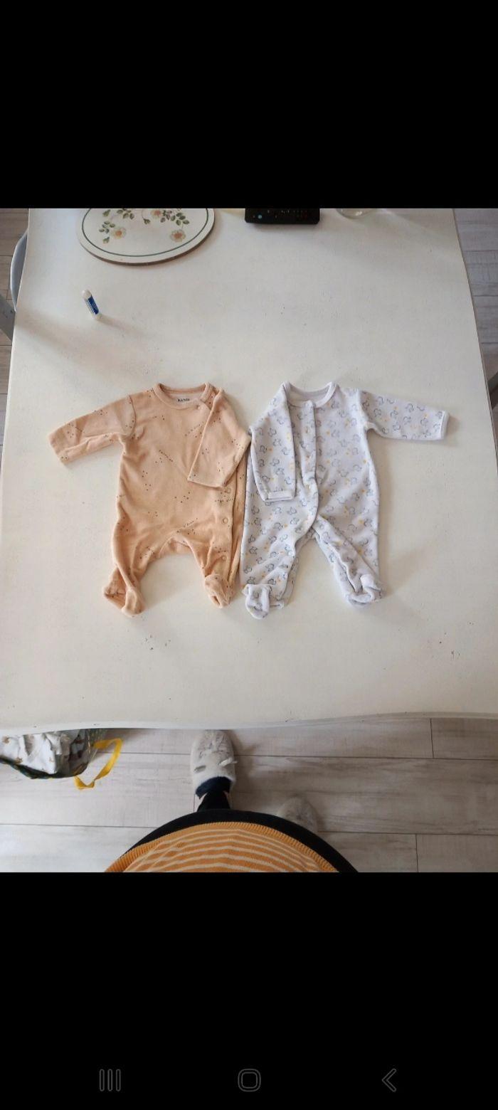 Lot pyjama bébé 1 mois