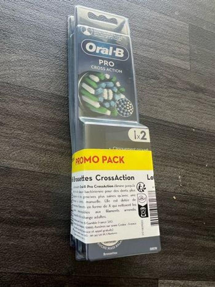 Neuf lot de 6 brosette oral b