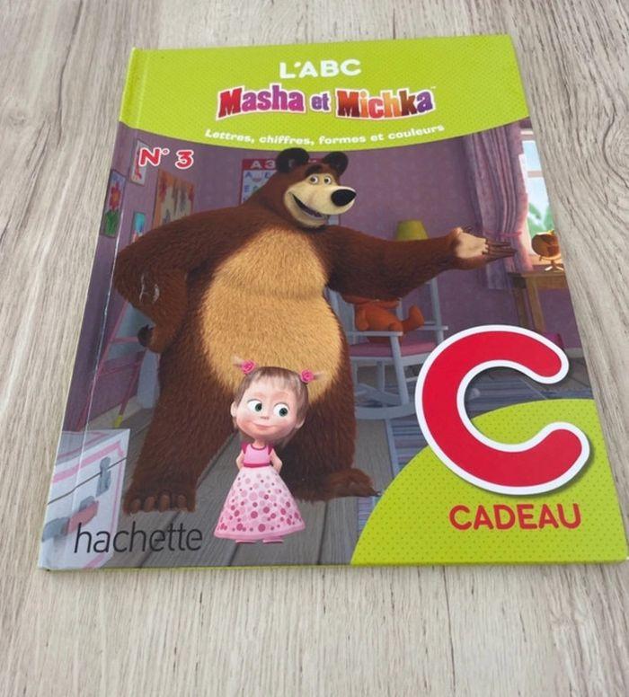 Livre Masha et Michka L’ABC n 3 - photo numéro 1