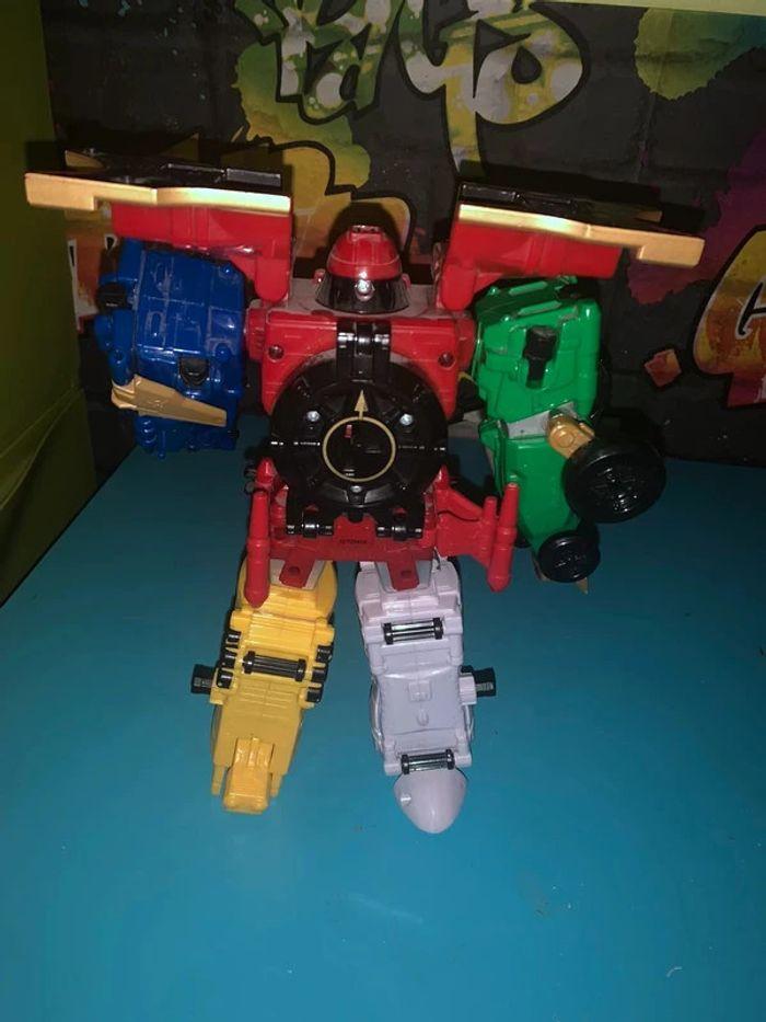 Power ranger DX Megazord Légendaire - photo numéro 6