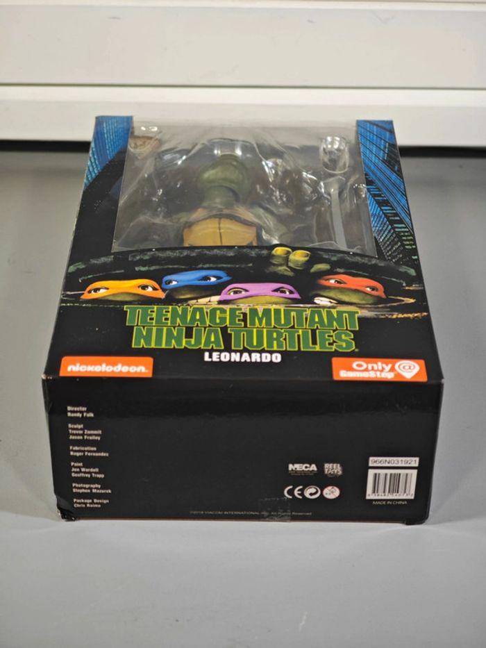 Figurine Teenage Mutant Ninja Turtles : Leonardo 15cm neuve avec boîte - photo numéro 6