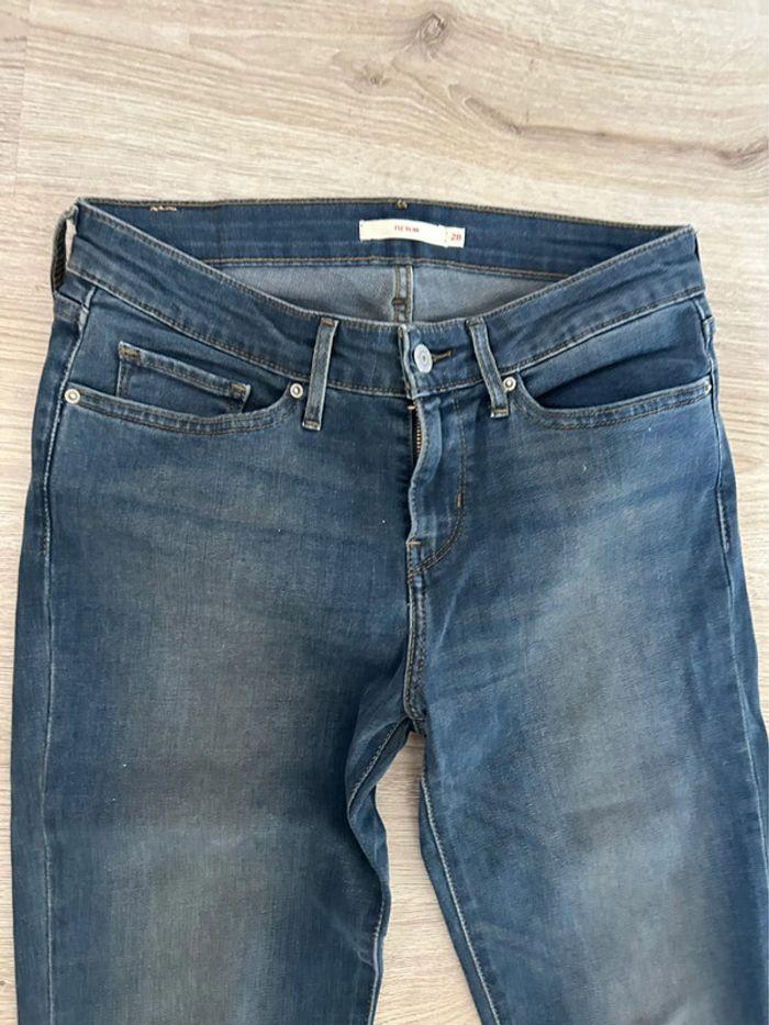 Jean Levi’s femme 712 Slim taille 28 - photo numéro 4