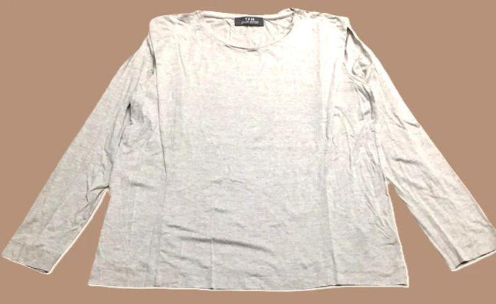 T-shirt beige chiné t.s, neuf - photo numéro 1