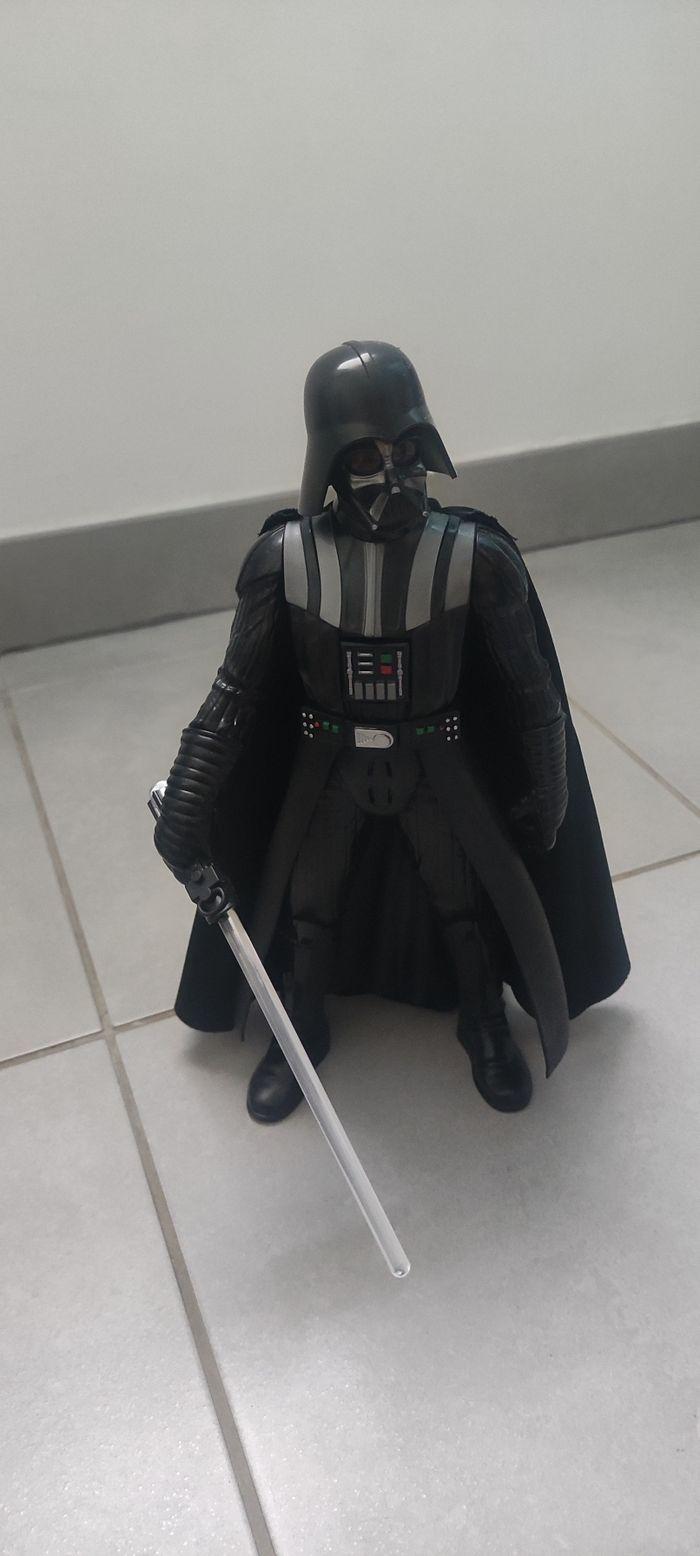 Figurine Dark Vador - photo numéro 1