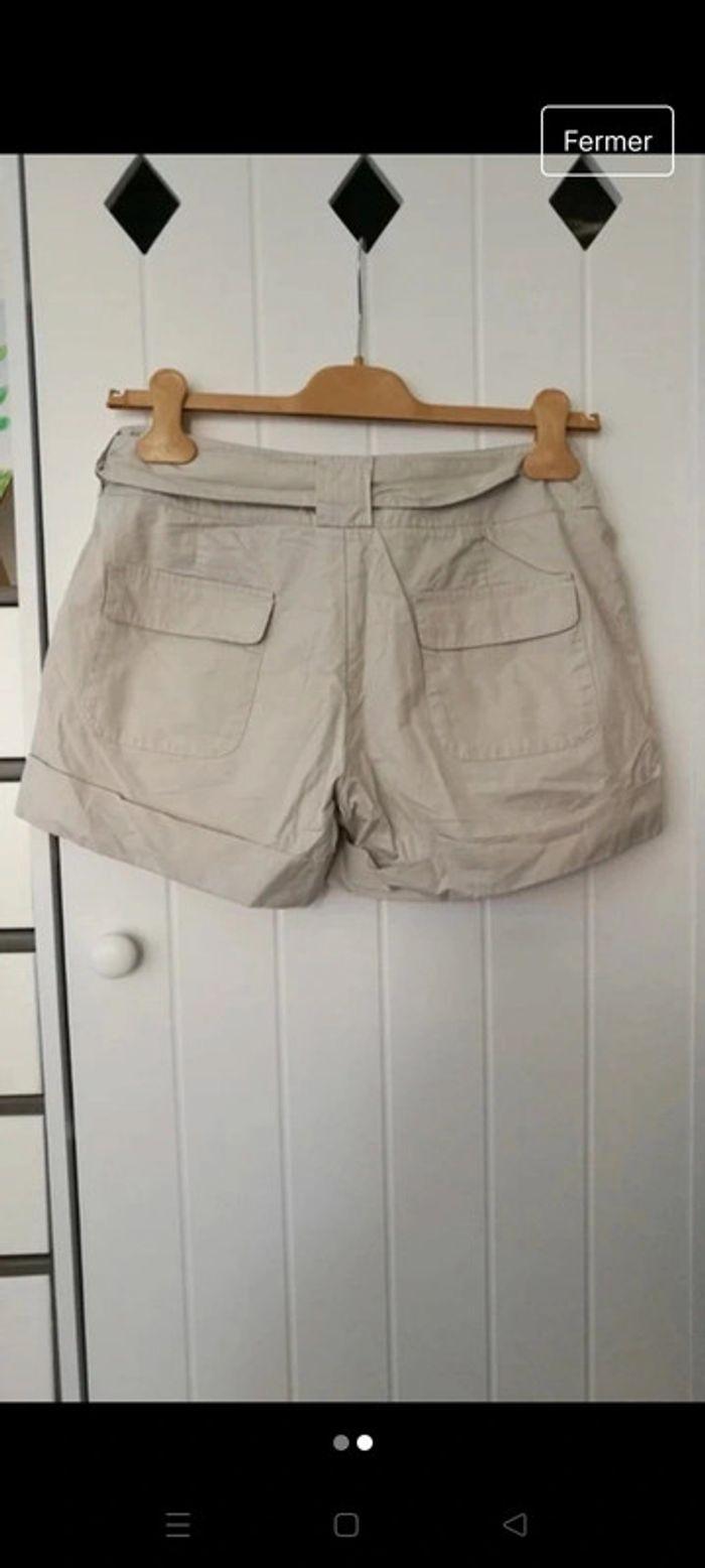 Short beige ceinture - photo numéro 2