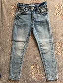 Jeans slim garçon taille 3 ans !