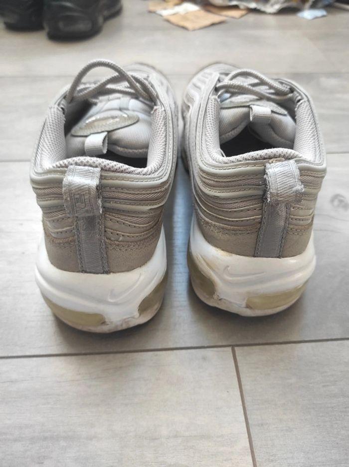 Basket mixte Nike air max 97 grises pointure 39 en bon état - photo numéro 6