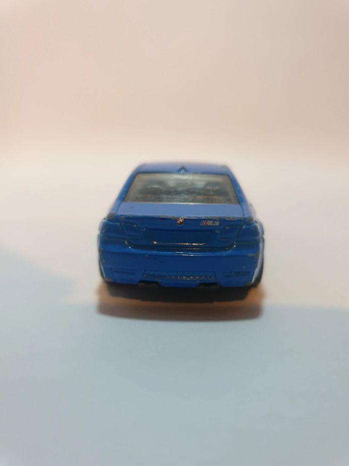 Hot Wheels 2013 BMW M3 E90 Bleu City Street Power - 1/64 - photo numéro 8