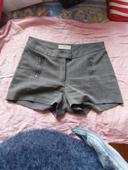 Short gris