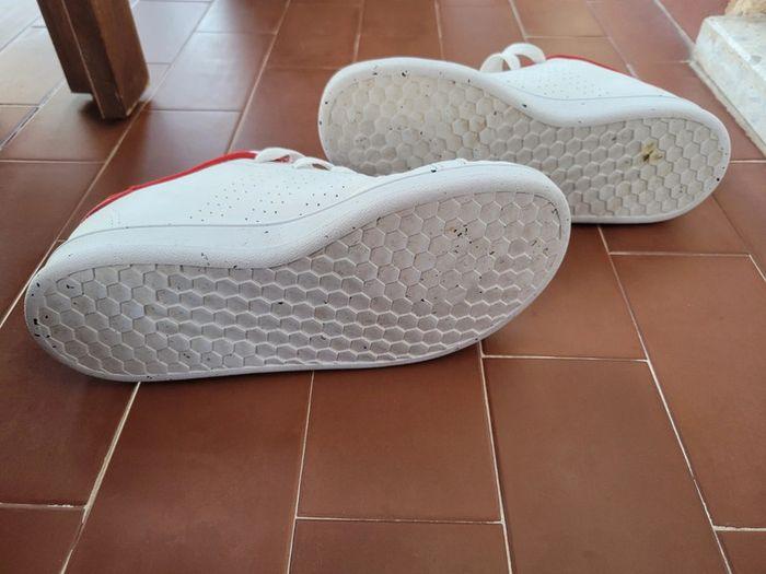 Basket tennis adidas rouge et blanche taille 32 - photo numéro 10