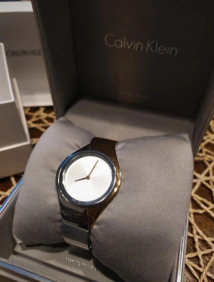 Montre Calvin Klein Neuve - photo numéro 1