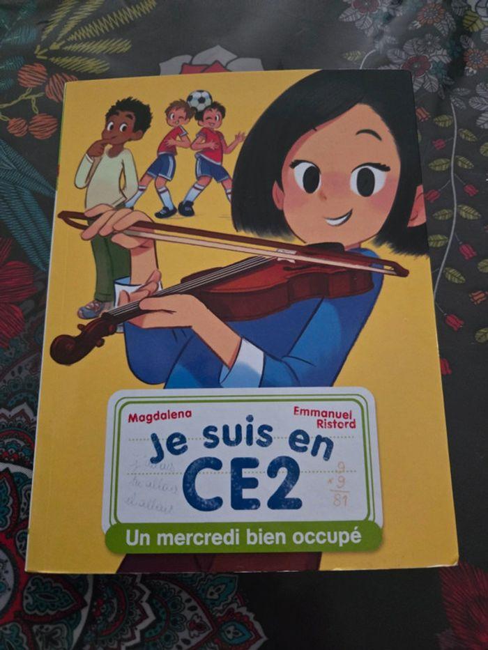 Livre je suis en ce2 " un mercredi bien occupé " Tome 11 - photo numéro 1