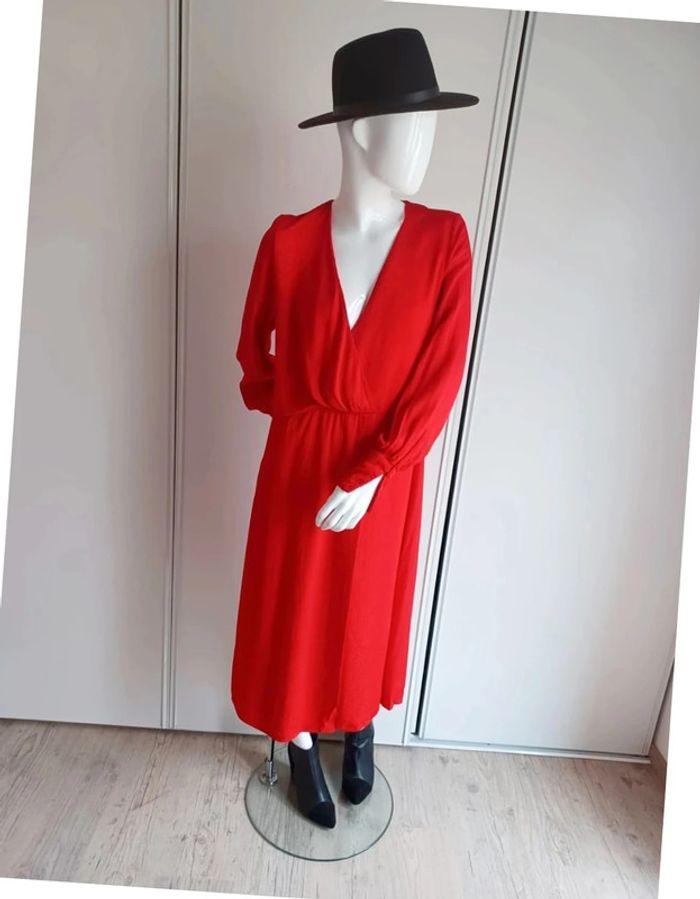 Robe longue rouge imprimé serpent - photo numéro 1