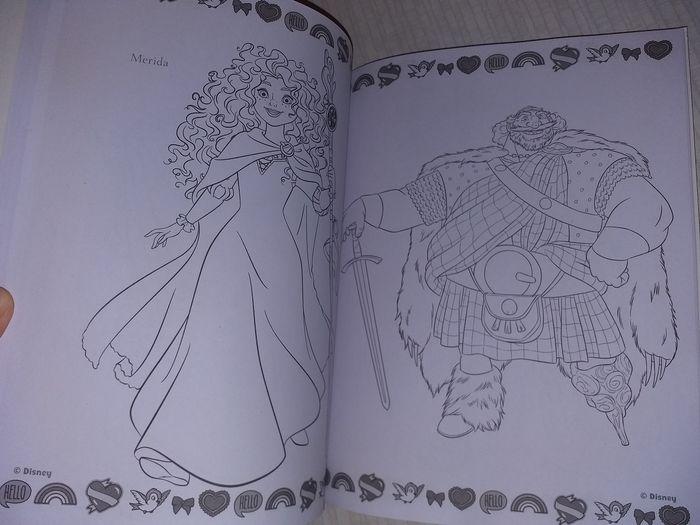 Album/ livre Megacolor coloriages Disney neuf - photo numéro 4