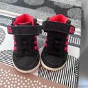 Basket adidas bébé fille