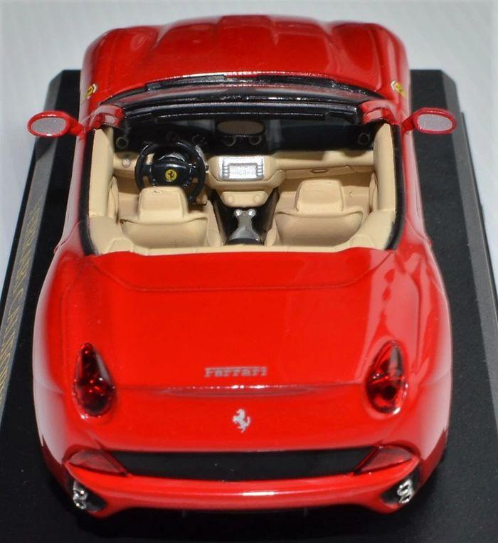 Miniature Ferrari California 1/43 - photo numéro 4