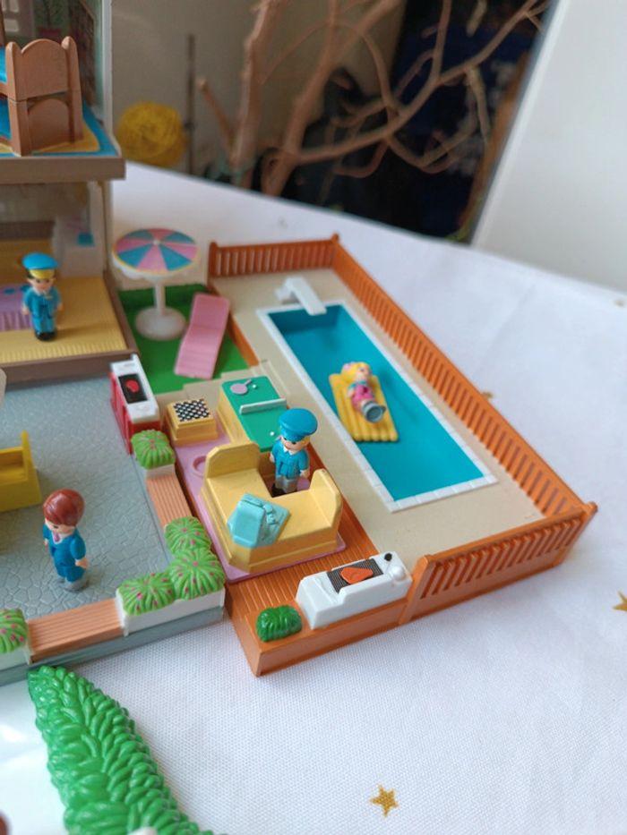 Maison maisonnette house galoob dollhouse pocket victorienne rose pink mobilier terrasse piscine - photo numéro 6