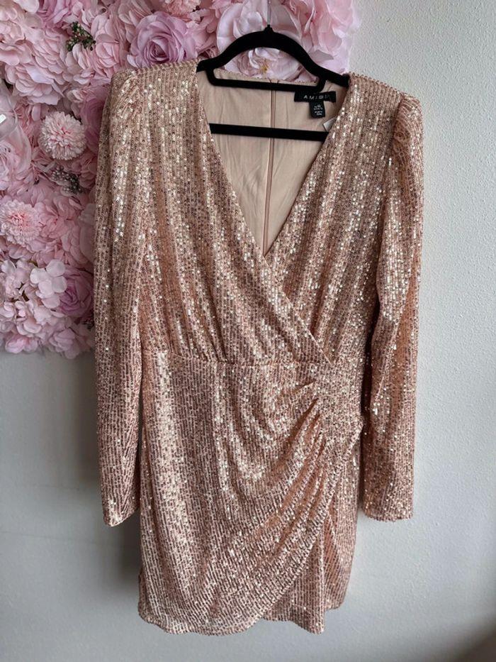 Robe Amisu a sequins rose poudrée taille 38 - photo numéro 1