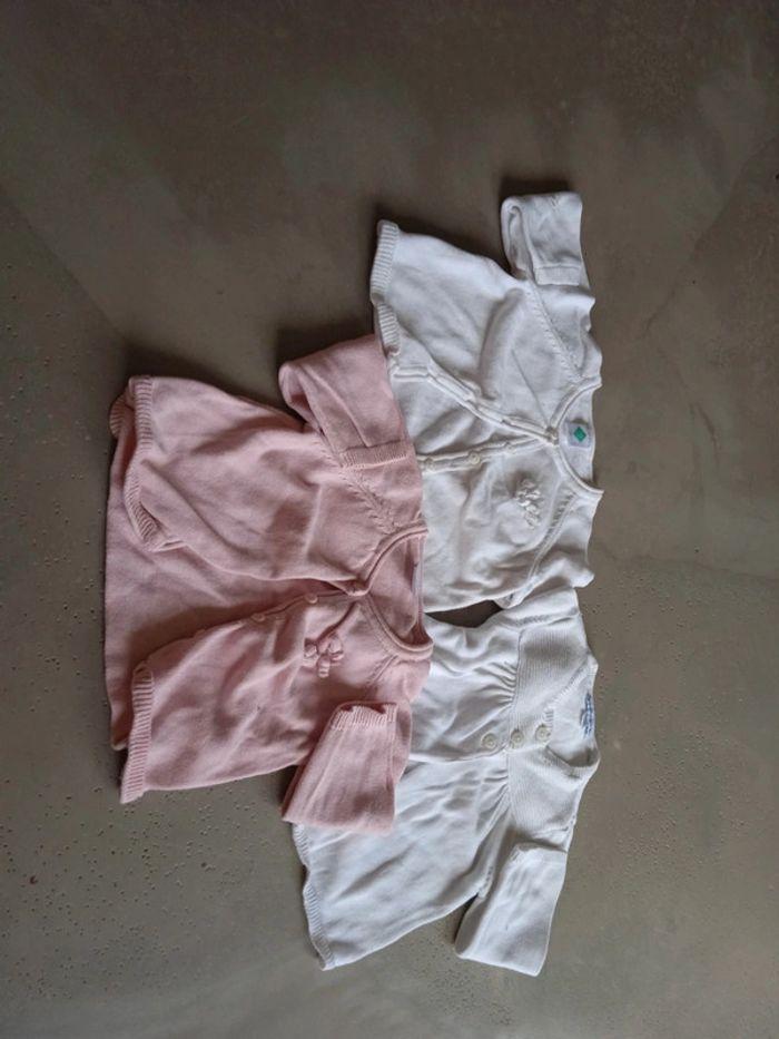 Lot de 3 veste fine bébé fille 6 mois - photo numéro 2