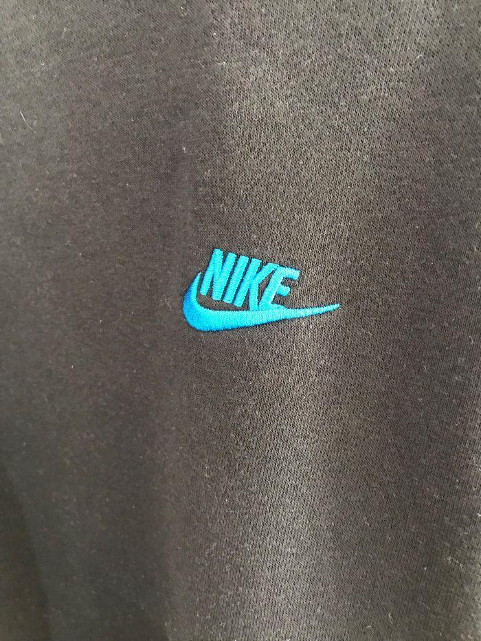 Sweat Nike taille L - photo numéro 2