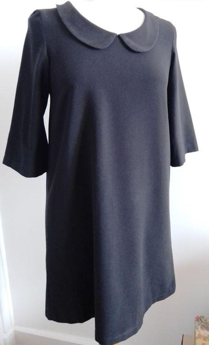 Robe noire col claudine, taille 38 - photo numéro 1