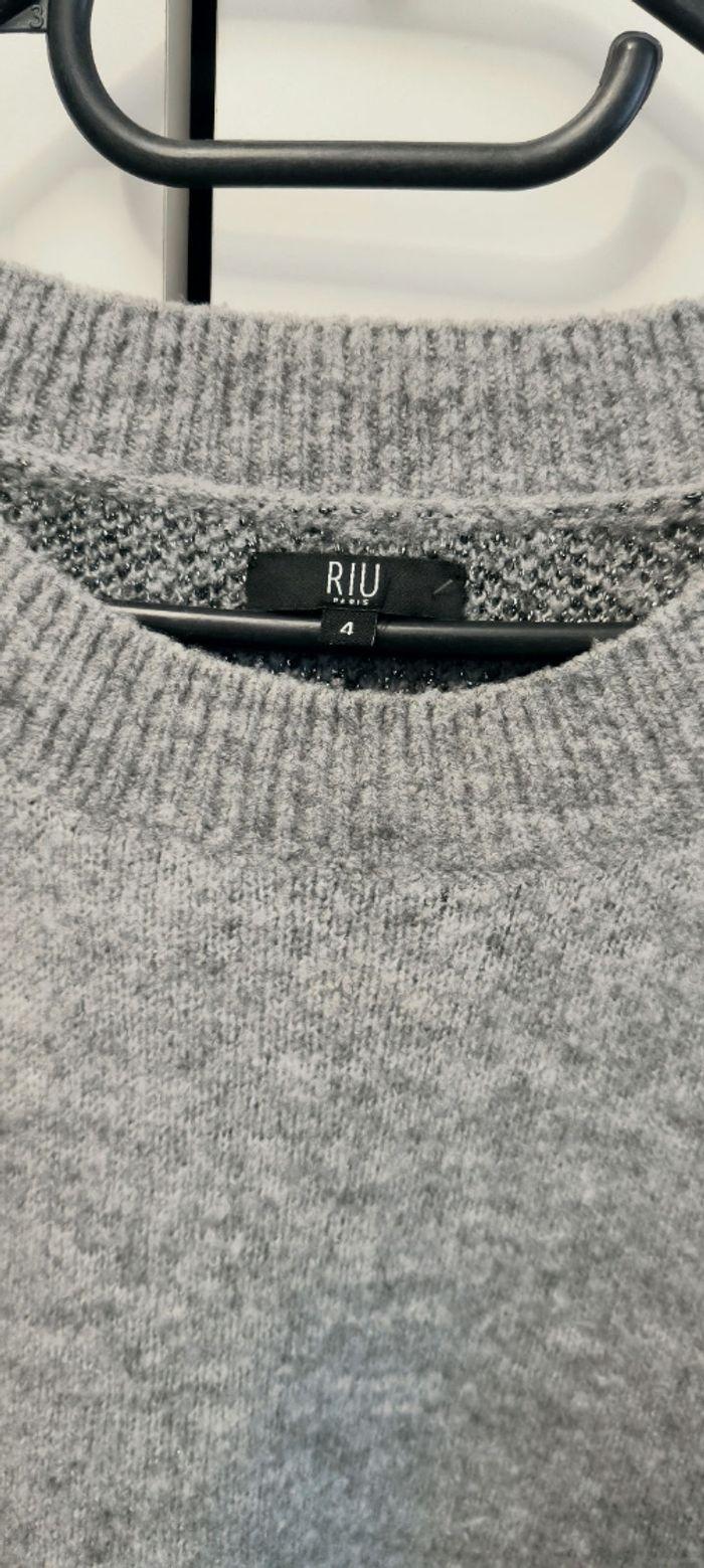 Pull gris à motif géométrique avec paillettes RIU Paris - photo numéro 3