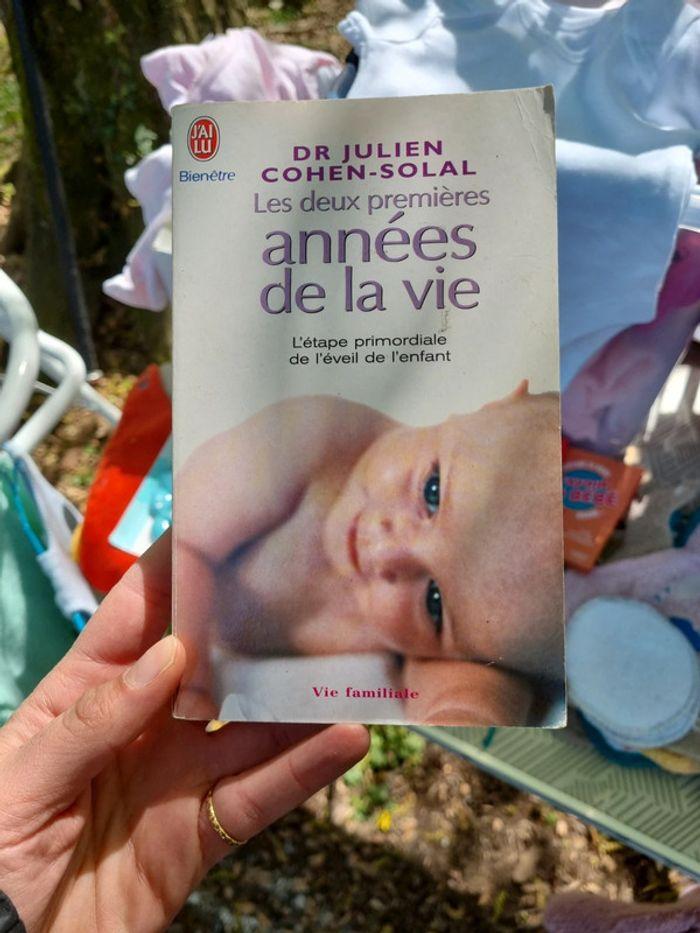 Livre bébé - photo numéro 1