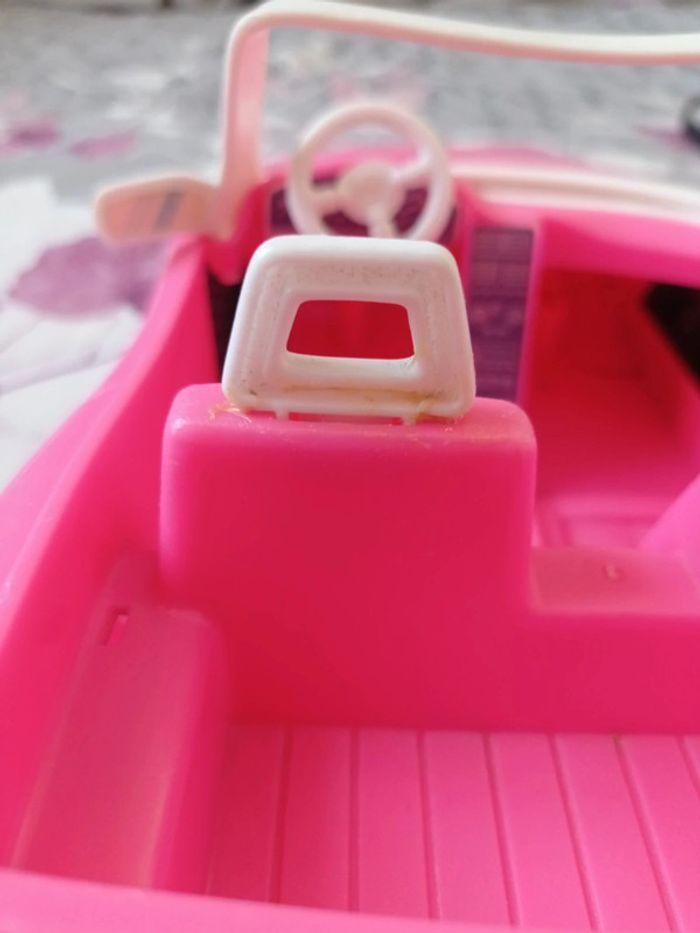 Voiture barbie rose. - photo numéro 4