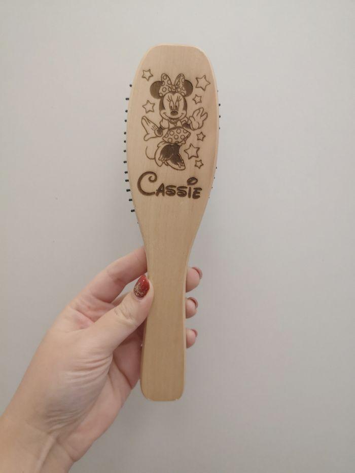 Brosse à cheveux personnalisée - photo numéro 1