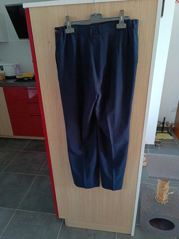 Pantalon marine taille 42 de Eugène Klein - photo numéro 4