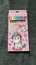 Crayon de couleur licorne