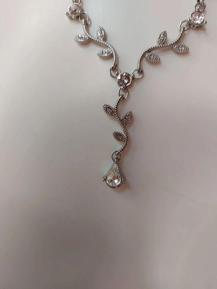 Collier argenté - photo numéro 4