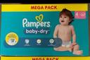 1 carton de couches Pampers taille 4