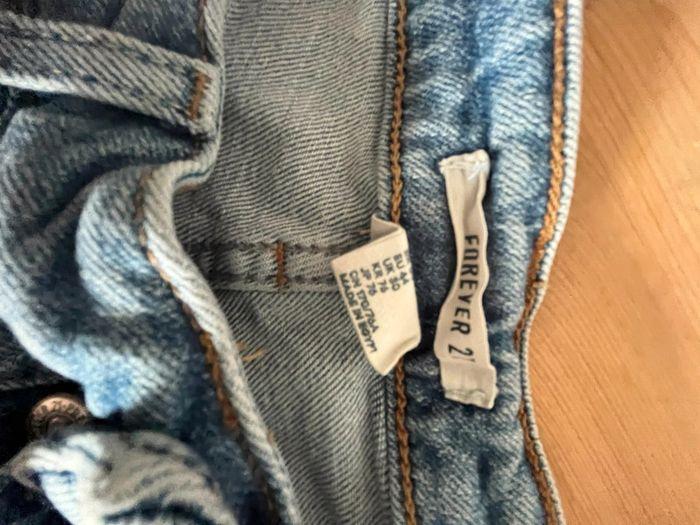 Jean bleu Forever 21 taille 44 - photo numéro 3